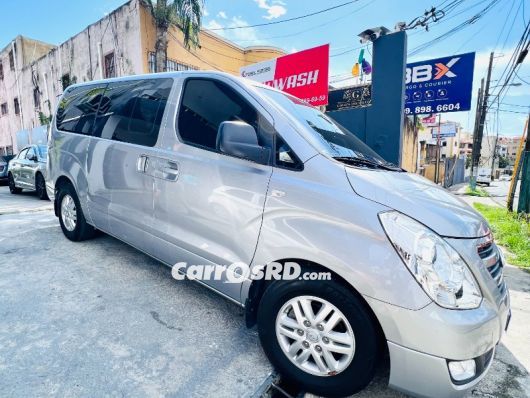 Hyundai Starex Autobus en venta