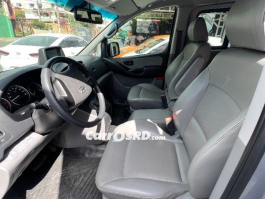 Hyundai Starex Autobus en venta