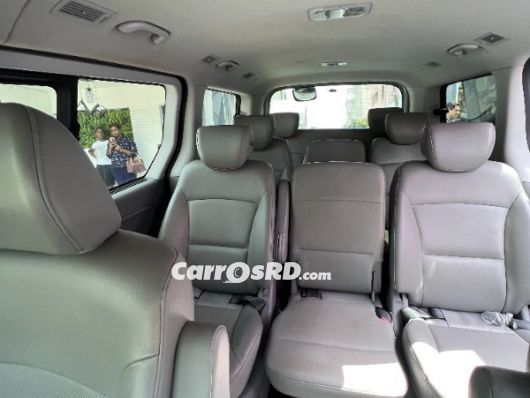 Hyundai Starex Autobus en venta