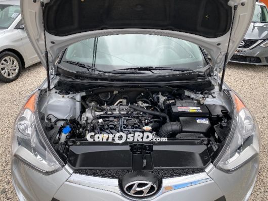 Hyundai Veloster Carros en venta