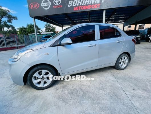 Hyundai Grand i10 Carros en venta