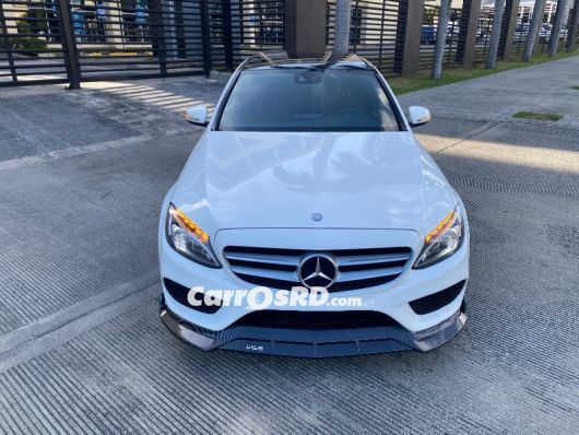 Mercedes-Benz Clase C Carros en venta