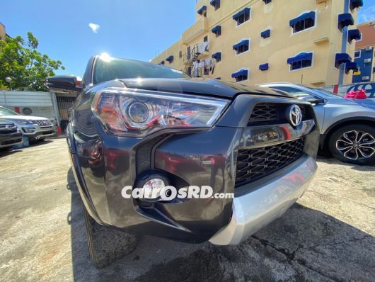 Toyota 4Runner Jeepeta en venta