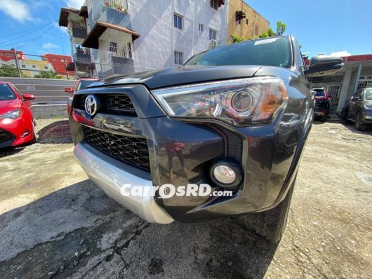 Toyota 4Runner Jeepeta en venta