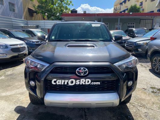 Toyota 4Runner Jeepeta en venta