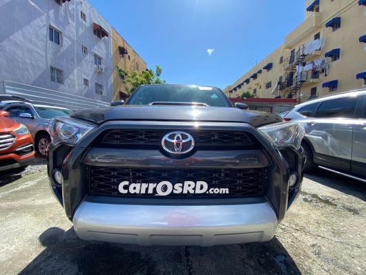 Toyota 4Runner Jeepeta en venta