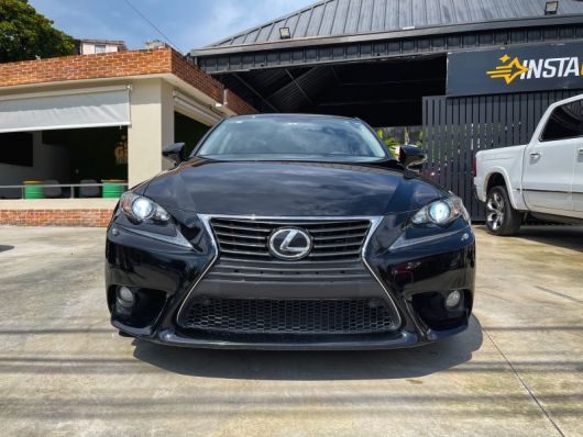 Lexus