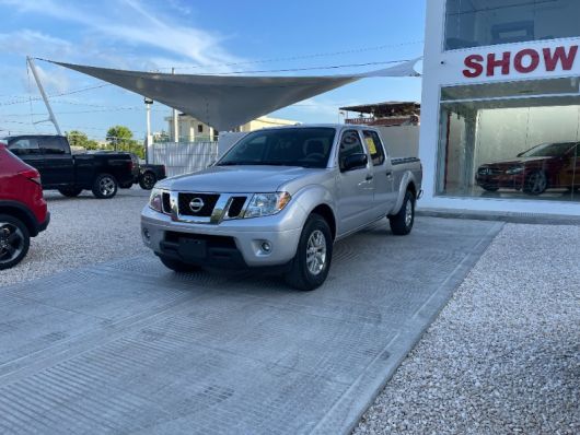 Nissan Frontier SE