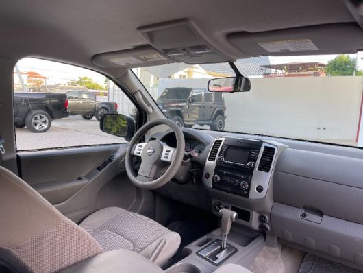 Nissan Frontier SE