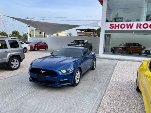 Ford Mustang Premium PKG