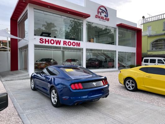 Ford Mustang Premium PKG