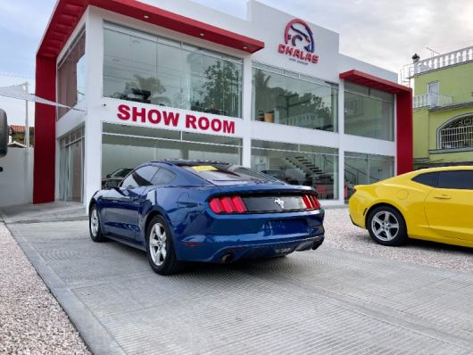 Ford Mustang Premium PKG