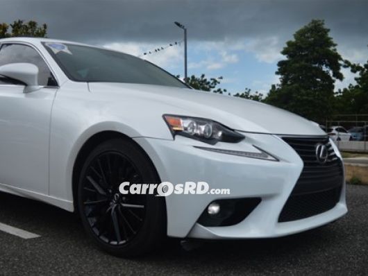 Lexus IS Carros en venta