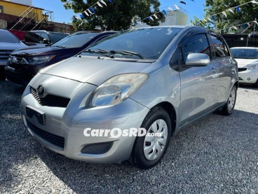 Toyota Vitz Hatchback en venta