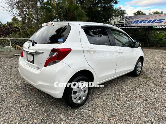 Toyota Vitz Hatchback en venta