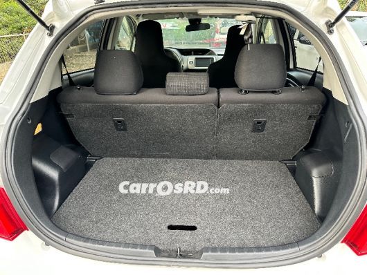 Toyota Vitz Hatchback en venta