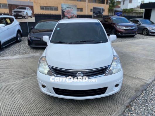 Nissan Tiida Carros en venta
