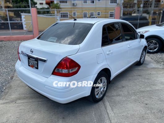Nissan Tiida Carros en venta