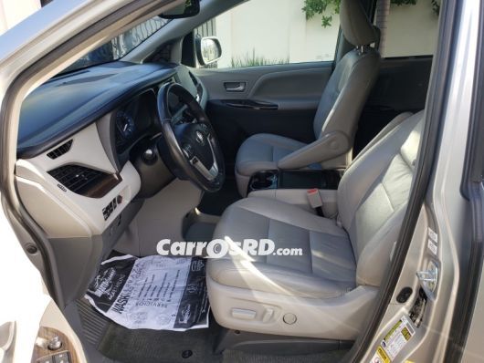 Toyota Sienna Minivan en venta