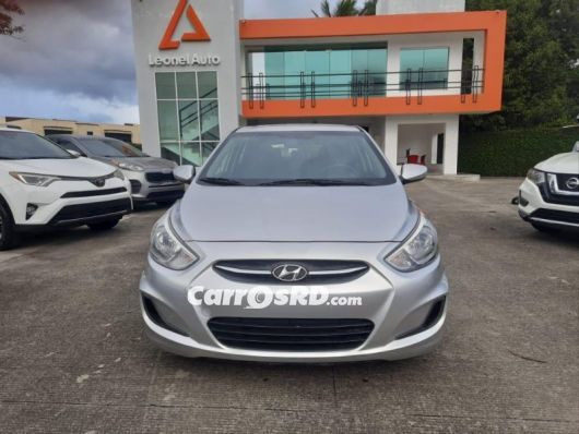 Hyundai Accent Carros en venta