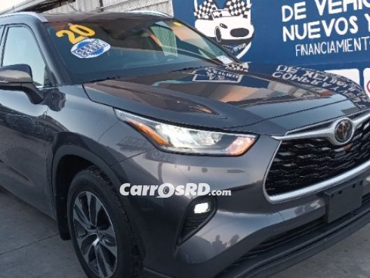 Toyota Highlander Jeepeta en venta