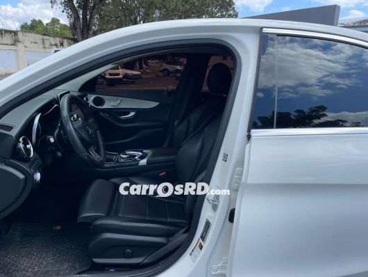 Mercedes-Benz Clase C Carros en venta