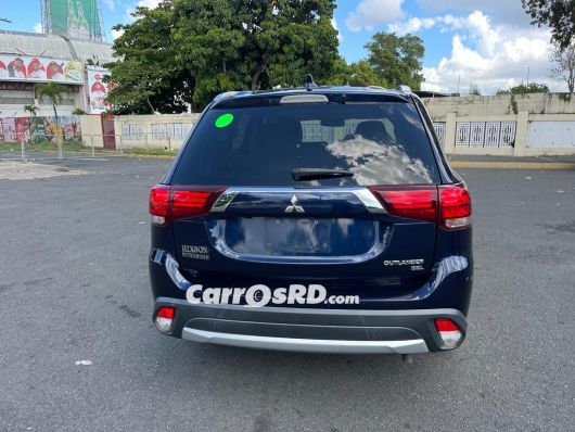 Mitsubishi Outlander Jeep en venta