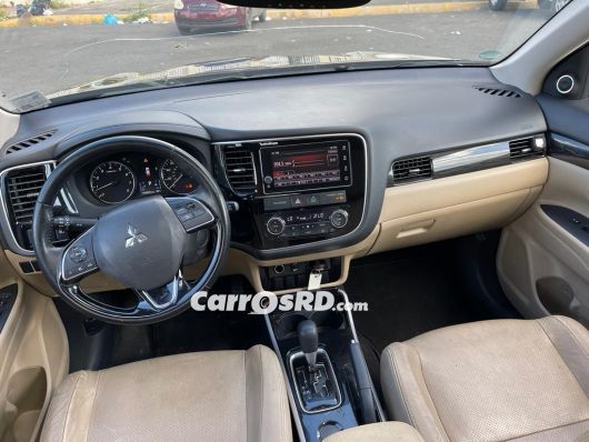 Mitsubishi Outlander Jeep en venta