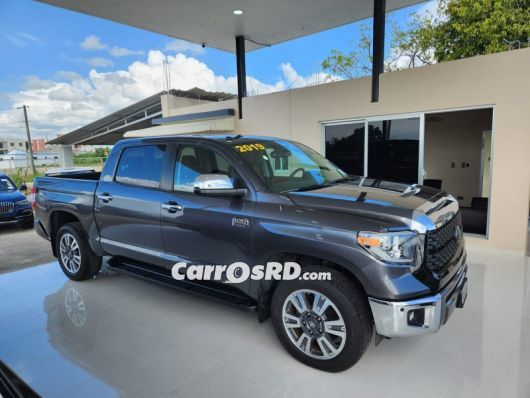 Toyota Tundra Camioneta en venta