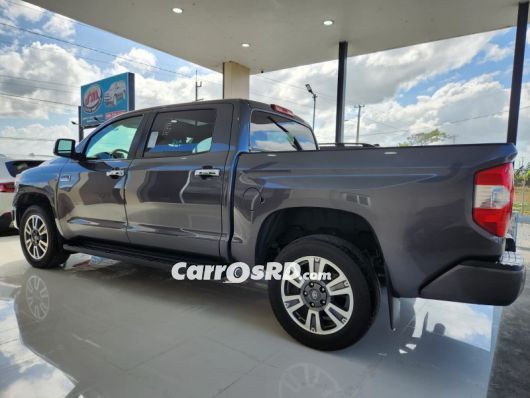 Toyota Tundra Camioneta en venta