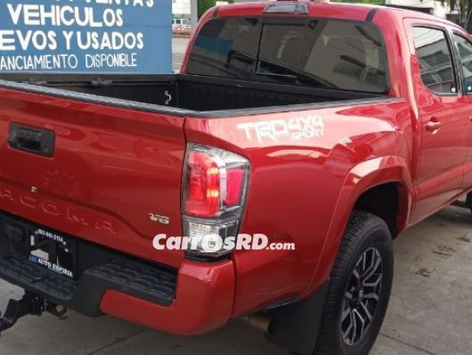Toyota Tacoma Camioneta en venta