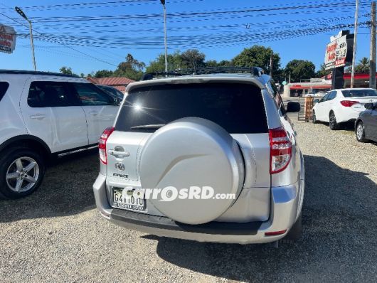 Toyota RAV4 Jeepeta en venta