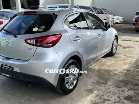 Mazda Demio Hatchback en venta