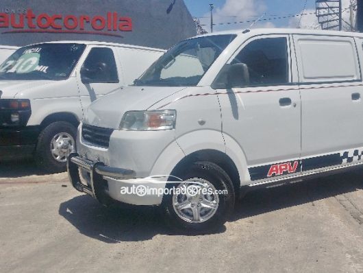 Suzuki APV Minivan en venta