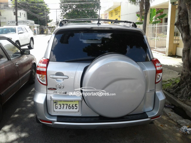 Toyota RAV4 Jeepeta en venta