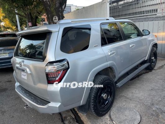Toyota 4Runner Jeepeta en venta