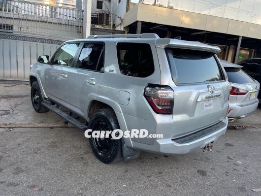 Toyota 4Runner Jeep en venta