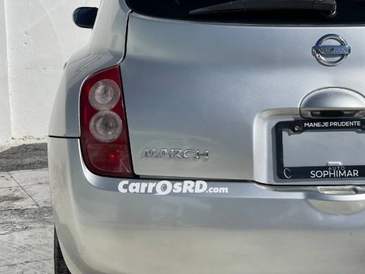 Nissan March Carros en venta