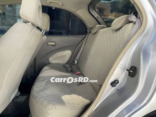 Nissan March Carros en venta