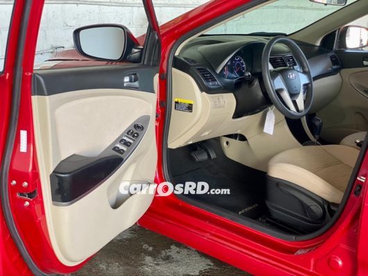 Hyundai Accent Carros en venta