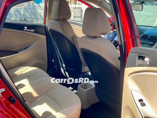 Hyundai Accent Carros en venta