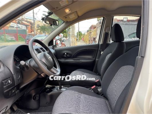 Nissan March Carros en venta