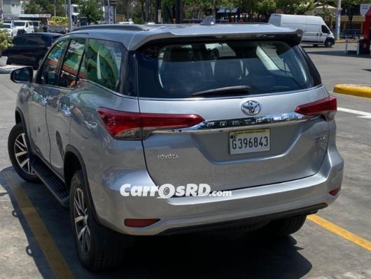 Toyota Fortuner Jeepeta en venta