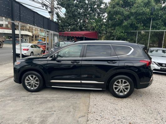 Hyundai Santa Fe SE