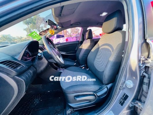 Hyundai Accent Carros en venta
