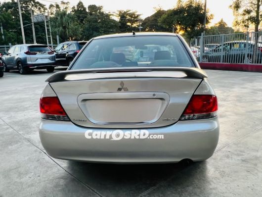 Mitsubishi Lancer Carros en venta