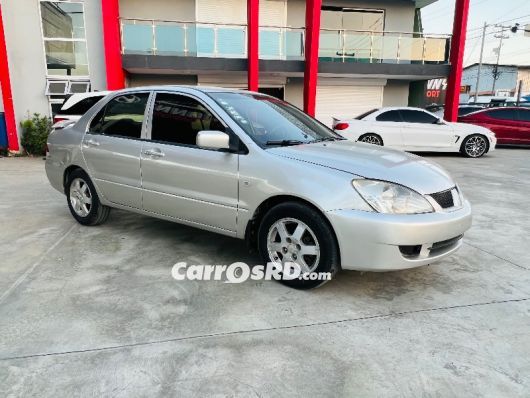 Mitsubishi Lancer Carros en venta