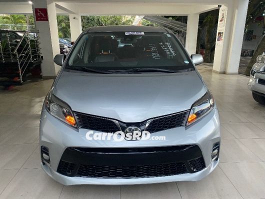 Toyota Sienna Jeepeta en venta