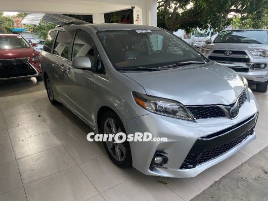 Toyota Sienna Jeepeta en venta