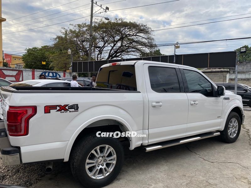 Funda De Asiento Inferior En Tela Gris Para Ford F150 XLT (2015-2020) – Fabricada En EE.UU.